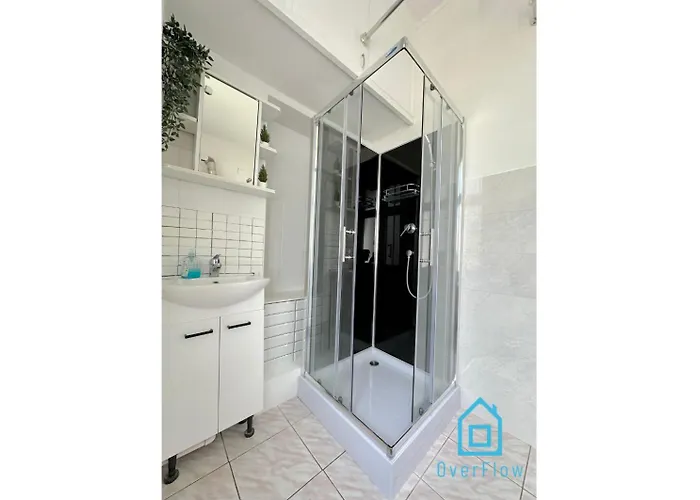 Nest - 20 Minutes To Old Town & Seaside