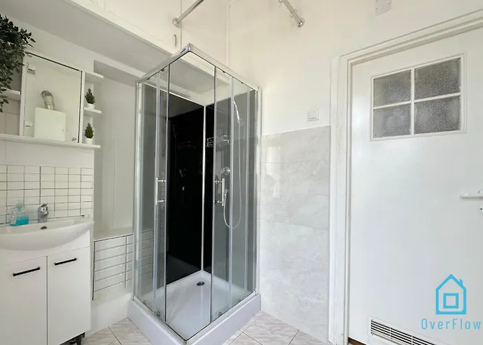 Nest - 20 Minutes To Old Town & Seaside Accommodatie bij particulieren