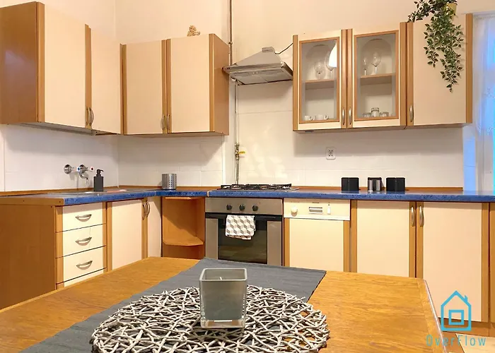 Nest - 20 Minutes To Old Town & Seaside